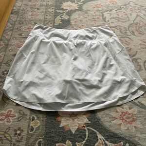 Athleta “Run with it” Skort for golf/tennis/run size L